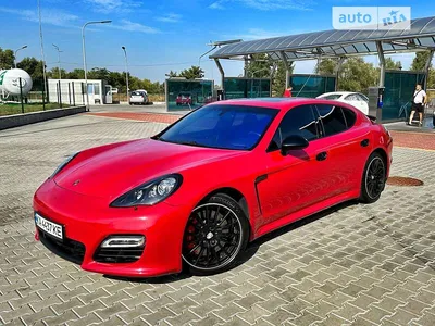 Фотография автомобиля Porsche Panamera - скачать в png