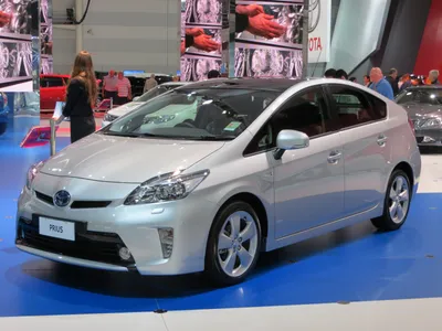 Уникальное изображение автомобиля Toyota Prius - webp формат