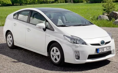 Стильные фото машины Prius - доступные форматы для скачивания