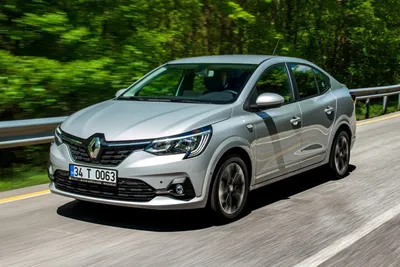 Превосходство дизайна и инженерии на странице с фото Renault