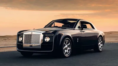 Эксклюзивная фотография машины Rolls Royce