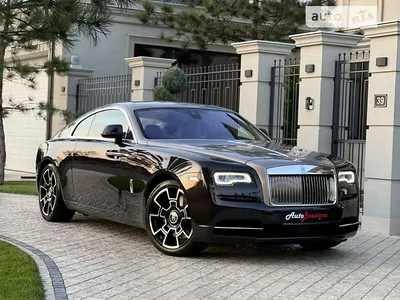 Фотоснимок элегантного автомобиля Rolls Royce