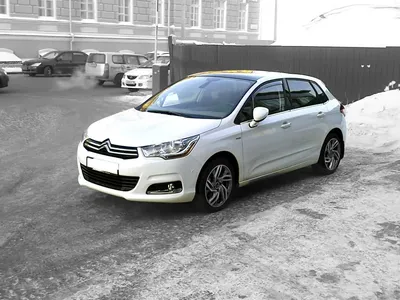 Картинка Машины Citroen C4 с бокового ракурса