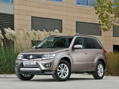 Картинка Suzuki Vitara в формате webp для оптимальной загрузки на сайте