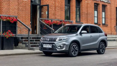 Картинка Suzuki Vitara с возможностью скачать в разных ракурсах