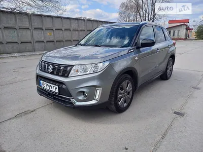 Фото Suzuki Vitara в формате jpg с оптимальным сжатием для загрузки в интернете