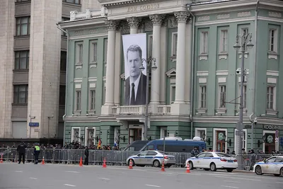 Фото автомобиля Жириновского в ближнем плане