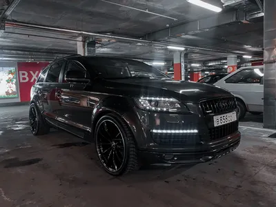 Фото машины Audi Q7: различные размеры и форматы для скачивания