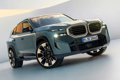 Фотография BMW X8 с открытыми дверями