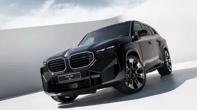 Фотография BMW X8 с эффектом вождения