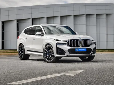 Изображение BMW X8 с различными размерами