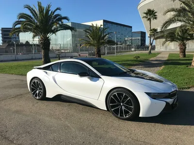 Фото BMW i8: великолепие автомобиля в каждой детали