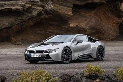 Картинка BMW i8: свободный выбор формата сохранения