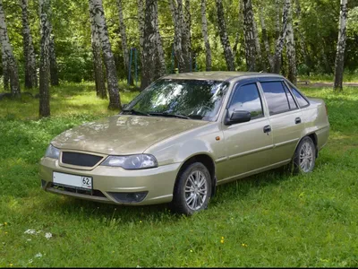 Фотография Daewoo Nexia в высоком разрешении