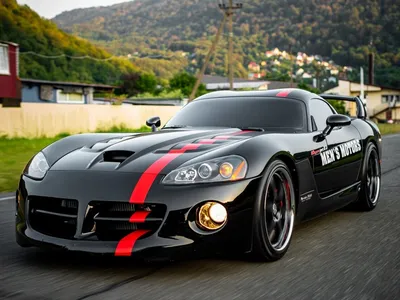 Фотография Dodge Viper в формате webp