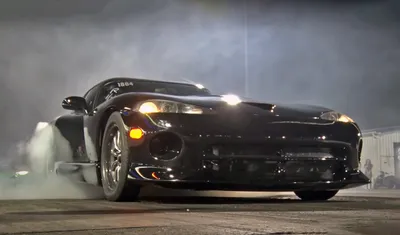 Фото машины Dodge Viper в формате jpg для использования на сайте