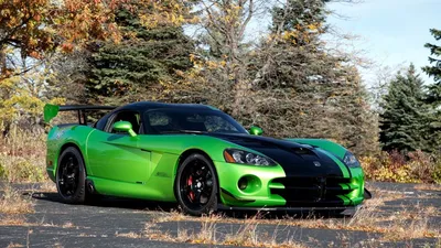 Изображение Машины Dodge Viper в формате webp для современных браузеров