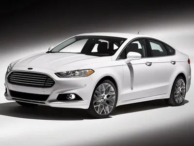 Фото автомобиля Ford Fusion с разными углами обзора