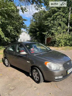 Фото Hyundai Accent с режимом экономии топлива