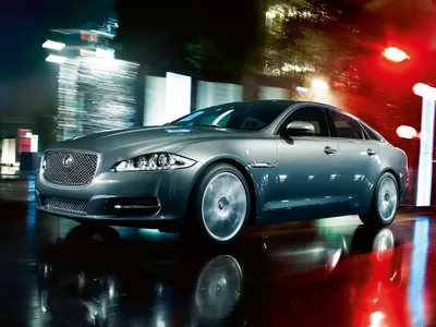 Фотографии черных Jaguar XJ: элегантность в темноте