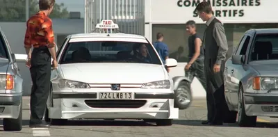 Качественные фото Машин из культового фильма Такси