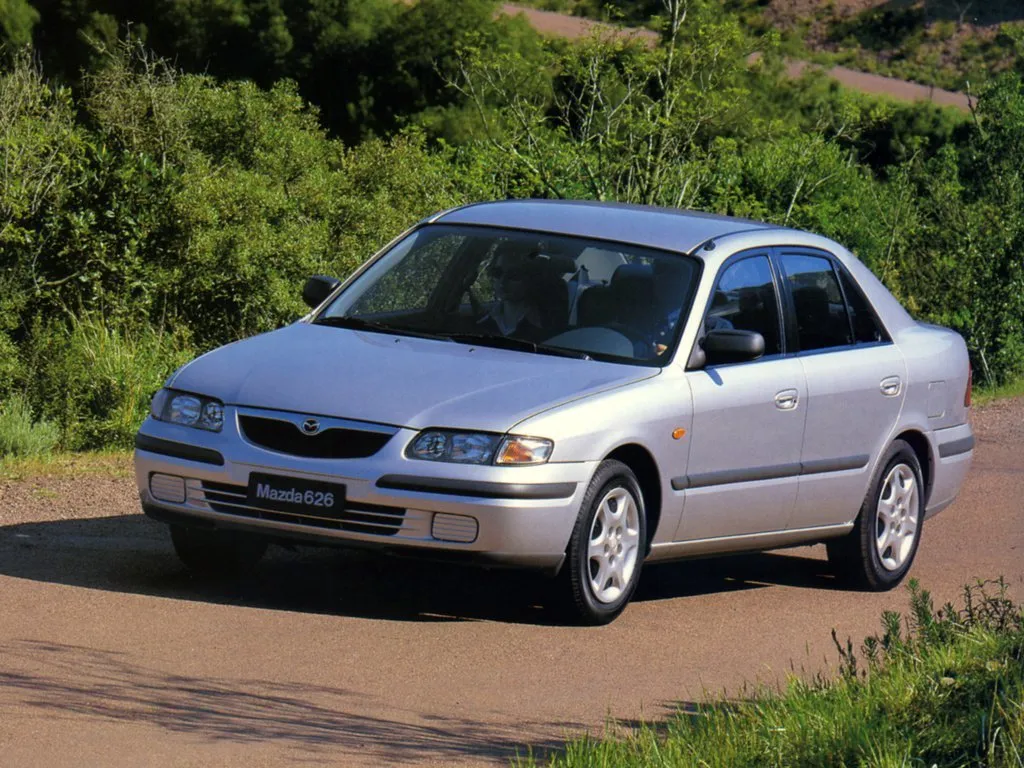 Фото, демонстрирующее все особенности Mazda 626 | Машины мазда 626 Фото  №720381 скачать