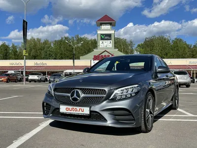 Изображения Mercedes Benz, воплощающие роскошь и комфорт