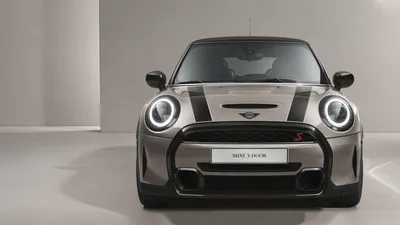 Mini Cooper Hatchback: Iconic Design at its Best