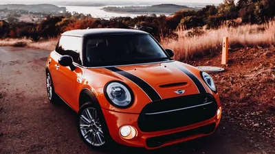 Mini Cooper Convertible: Feel the Wind in Your Hair