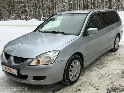 Фото Mitsubishi Lancer в ярких цветах