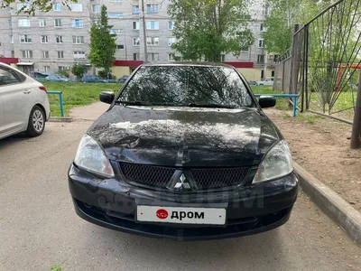 Фотографии Mitsubishi Lancer с разных годов выпуска