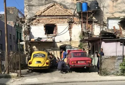 Фотографии машин на кубе: скачивайте в png формате для лучшей детализации