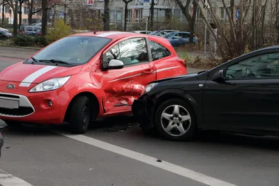 Прощай, машина: изображение автомобиля после тяжелой аварии