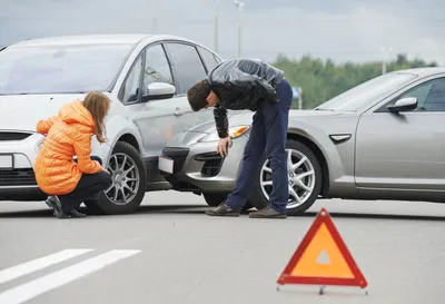 Фотки аварийных автомобилей: выберите нужный размер картинки