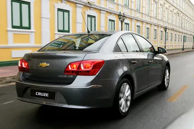 Фото Chevrolet Cruze: выберите формат для печатной продукции