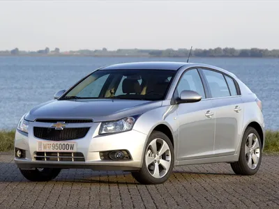 Фото Chevrolet Cruze с возможностью выбора формата для печати на холсте