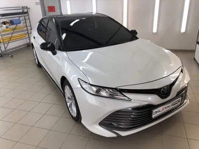 Изображения автомобилей Toyota Camry - разные опции загрузки