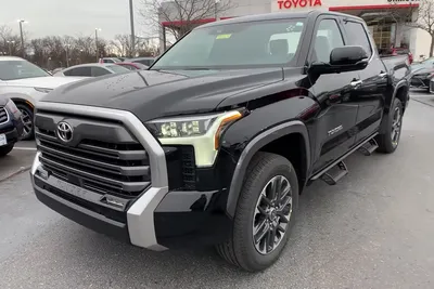 Интересные снимки Toyota Tundra: неповторимый стиль