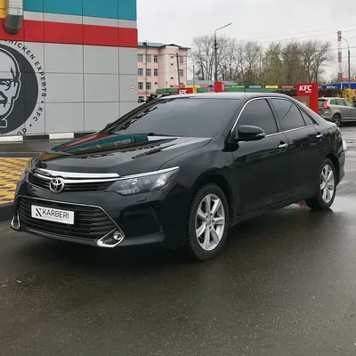 Картинка Toyota Camry с кожаным салоном