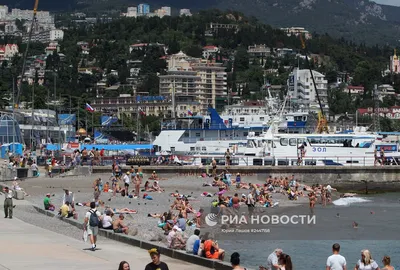 Фотогалерея Массандровского пляжа в Ялте: природное великолепие