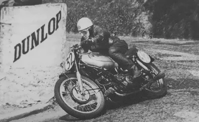 Завидные формы: фотография Matchless G50 Model Racer