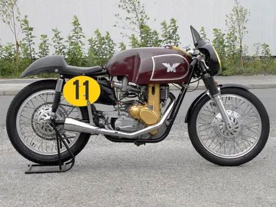 Интересные ракурсы: фото Matchless G50 Model Racer