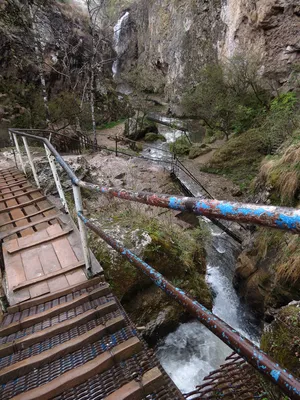 Фото величественного Медового водопада в Кисловодске