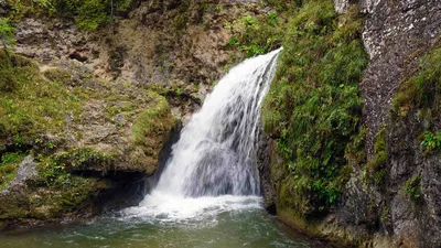 Необычные пейзажи - Медовые водопады Кисловодска на фото