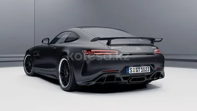 Mercedes-Benz AMG GT 2023: изображения для любителей авто