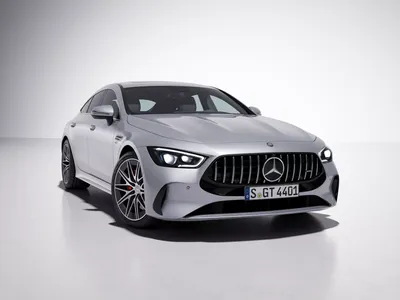 Фото Mercedes-Benz AMG GT 2023 с бокового профиля