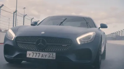 Фото Mercedes-Benz AMG GT 2023 с эффектом размытия