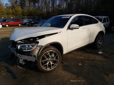 Фотографии Mercedes-Benz GLC-Class Coupe 2023: выберите размер