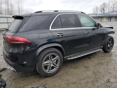 Фото Mercedes-Benz GLE-Class 2023 на обложку журнала