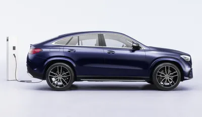 Mercedes-Benz GLE-Class 2023 на фото в спортивном стиле